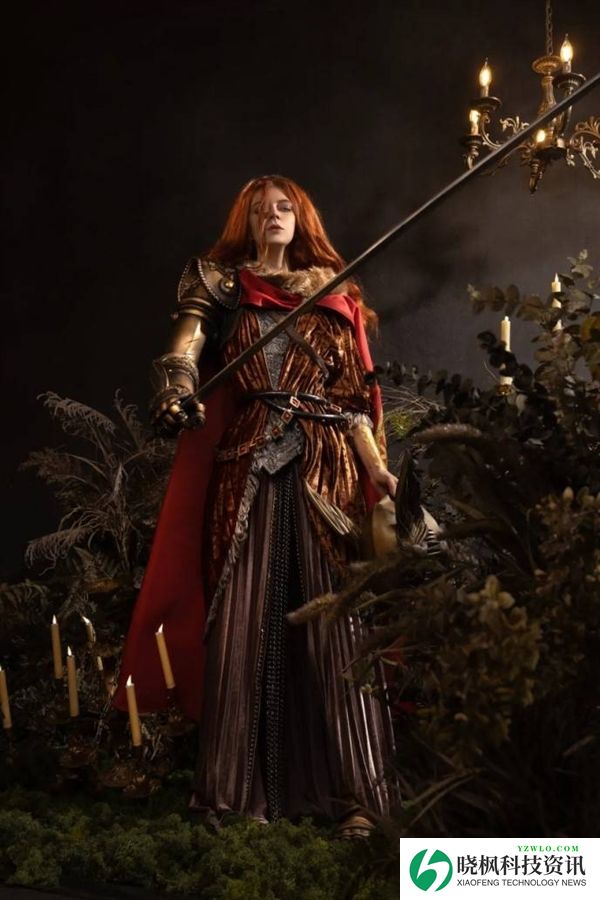 俄罗斯美女Cos《艾尔登法环》女武神:太完美了