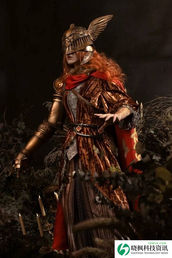 俄罗斯美女Cos《艾尔登法环》女武神:太完美了